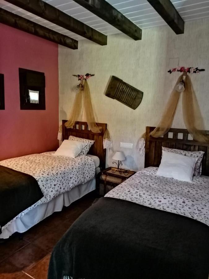 Hotel Rural El Marquesito Antigua Casa Carmela Arenas de San Pedro Bagian luar foto